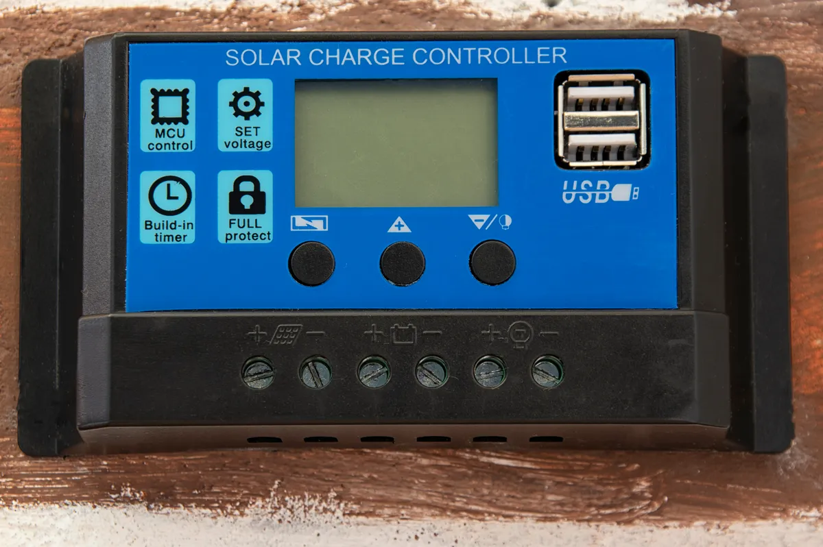 Solar Charge Controllers Improve Solar Power Efficiency 