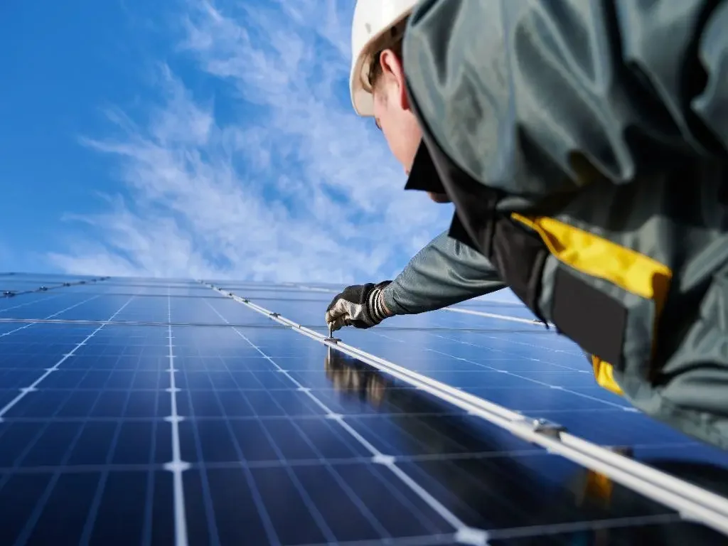 Unveiling the Tricks of Installing Solar Panels for Homes