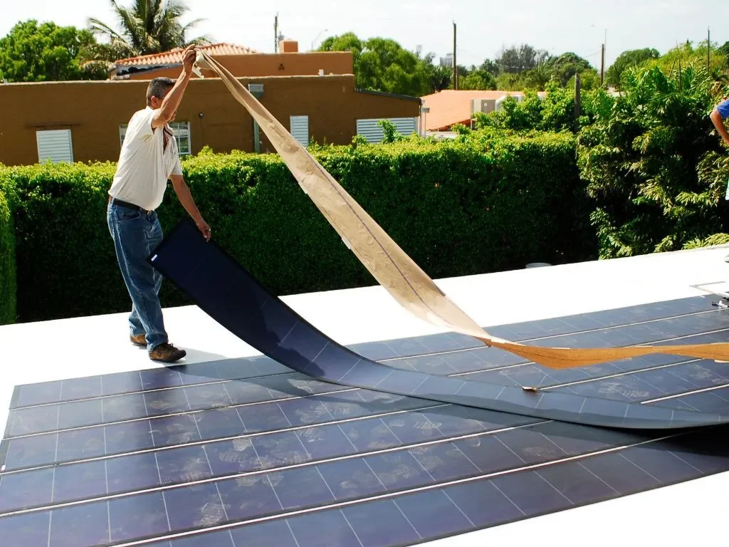  installing thin-film solar panels